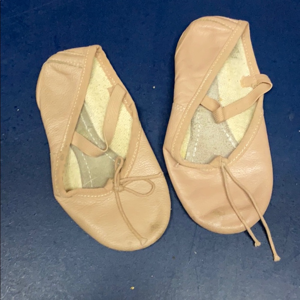Ballet shoes